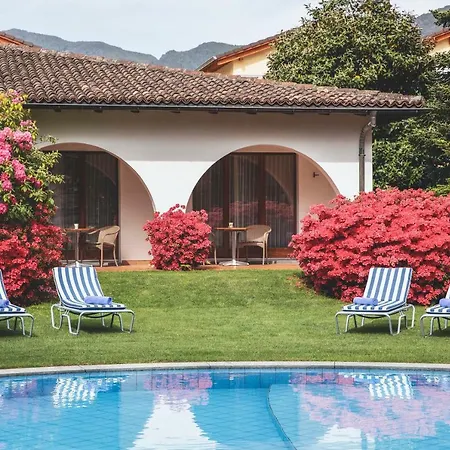 Garni Elena 3* لوزون