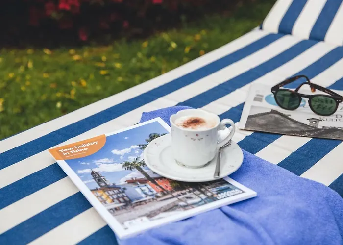 Garni Elena Πανσιόν