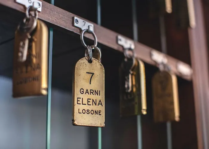 Garni Elena ゲストハウス 3*