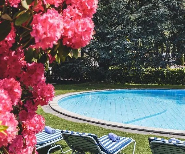 加尼艾琳娜酒店 招待所